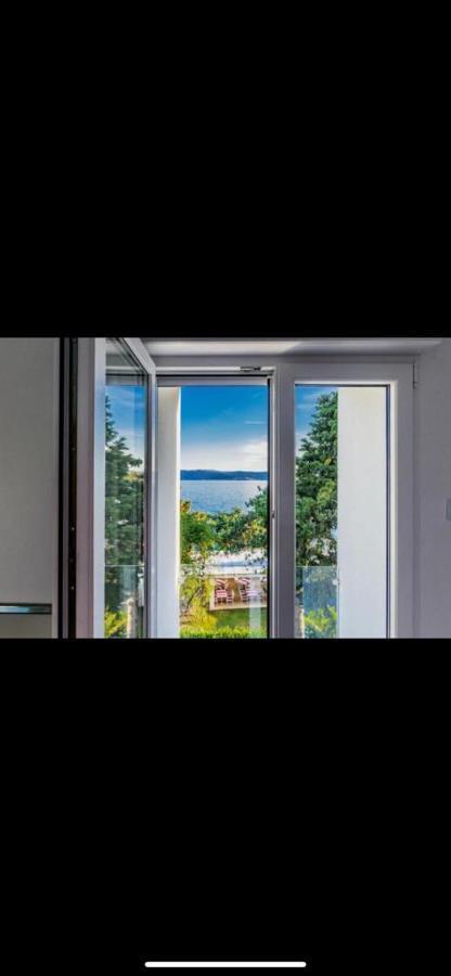 Sea La Vie Rooms 诺维·维诺多尔斯基 外观 照片