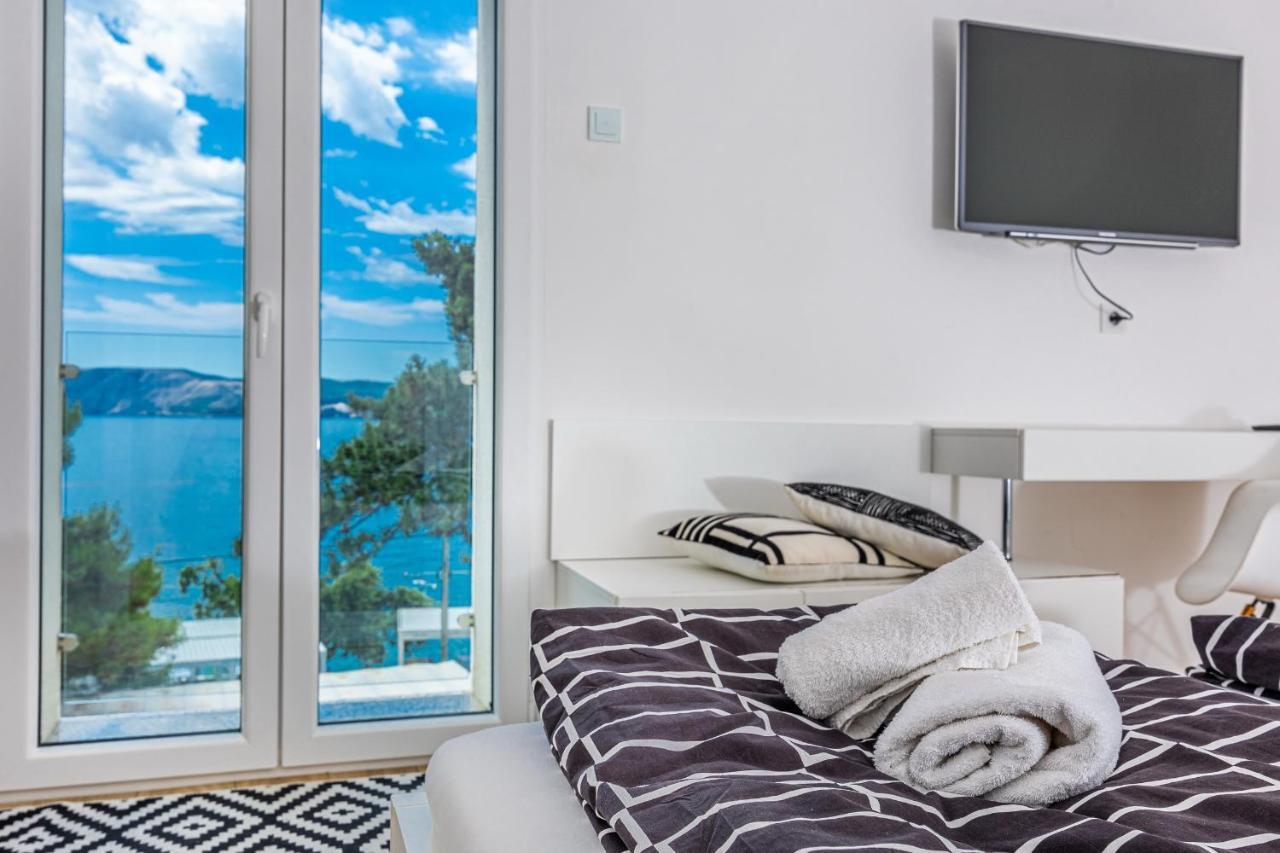 Sea La Vie Rooms 诺维·维诺多尔斯基 外观 照片