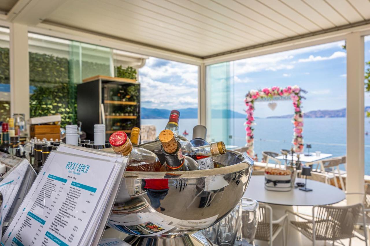 Sea La Vie Rooms 诺维·维诺多尔斯基 外观 照片